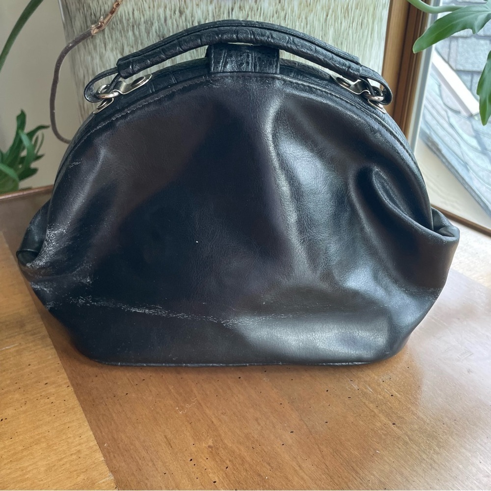 Vintage Black Leather Satchel with Gold Heart Turn-Lock - Picture 2 of 16